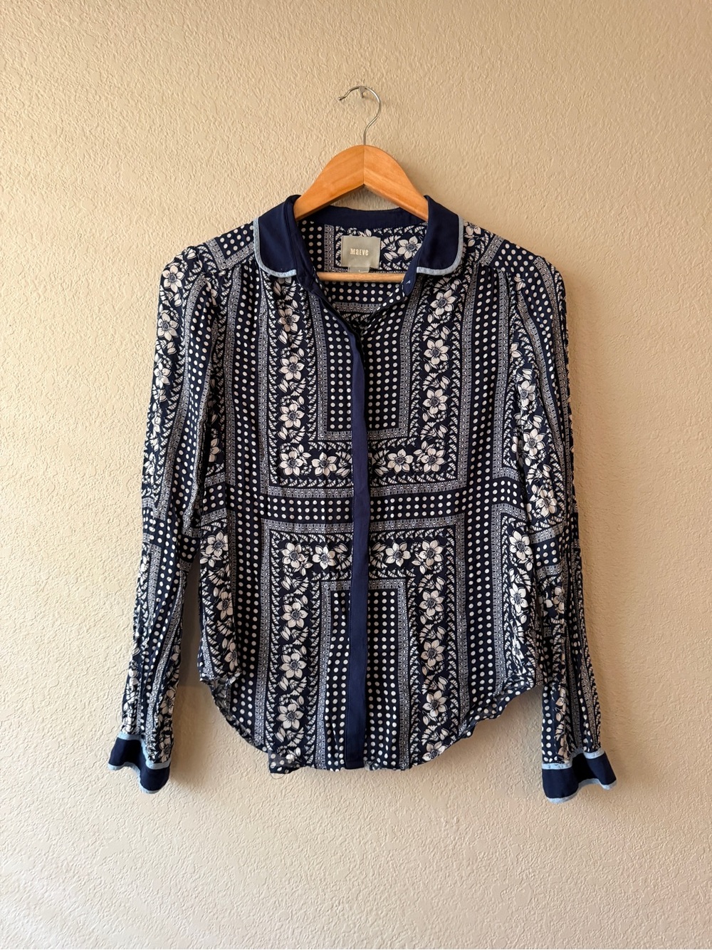 Anthropologie Maeve Navy Floral Printed Button-Up Blouse Size 2
